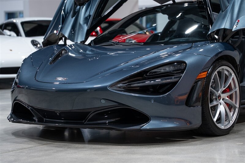 Used 2018 McLaren 720S Performance photo 58