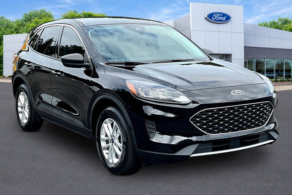 Certified 2022 Ford Escape SE