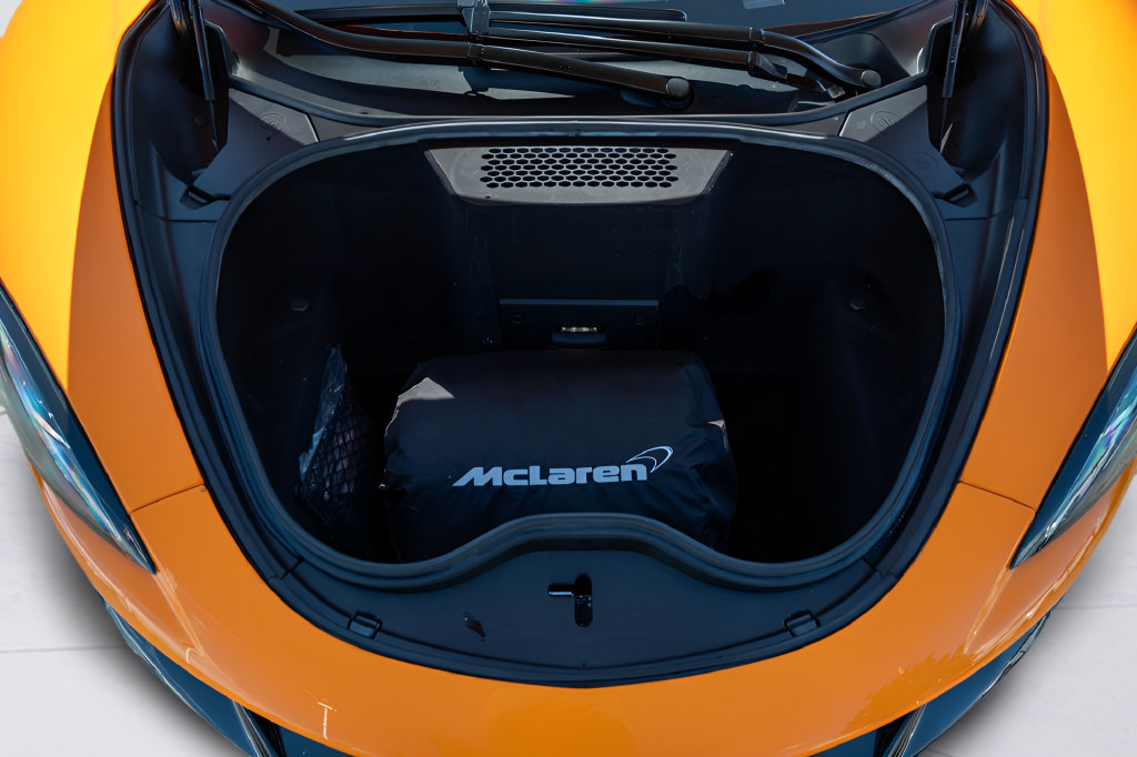 Used 2019 McLaren 600LT photo 13