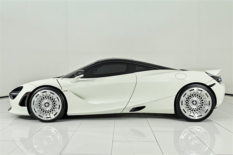 Used 2021 McLaren 720S photo 9