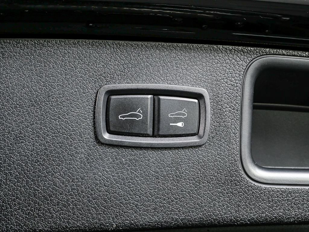 2021 Porsche Macan S