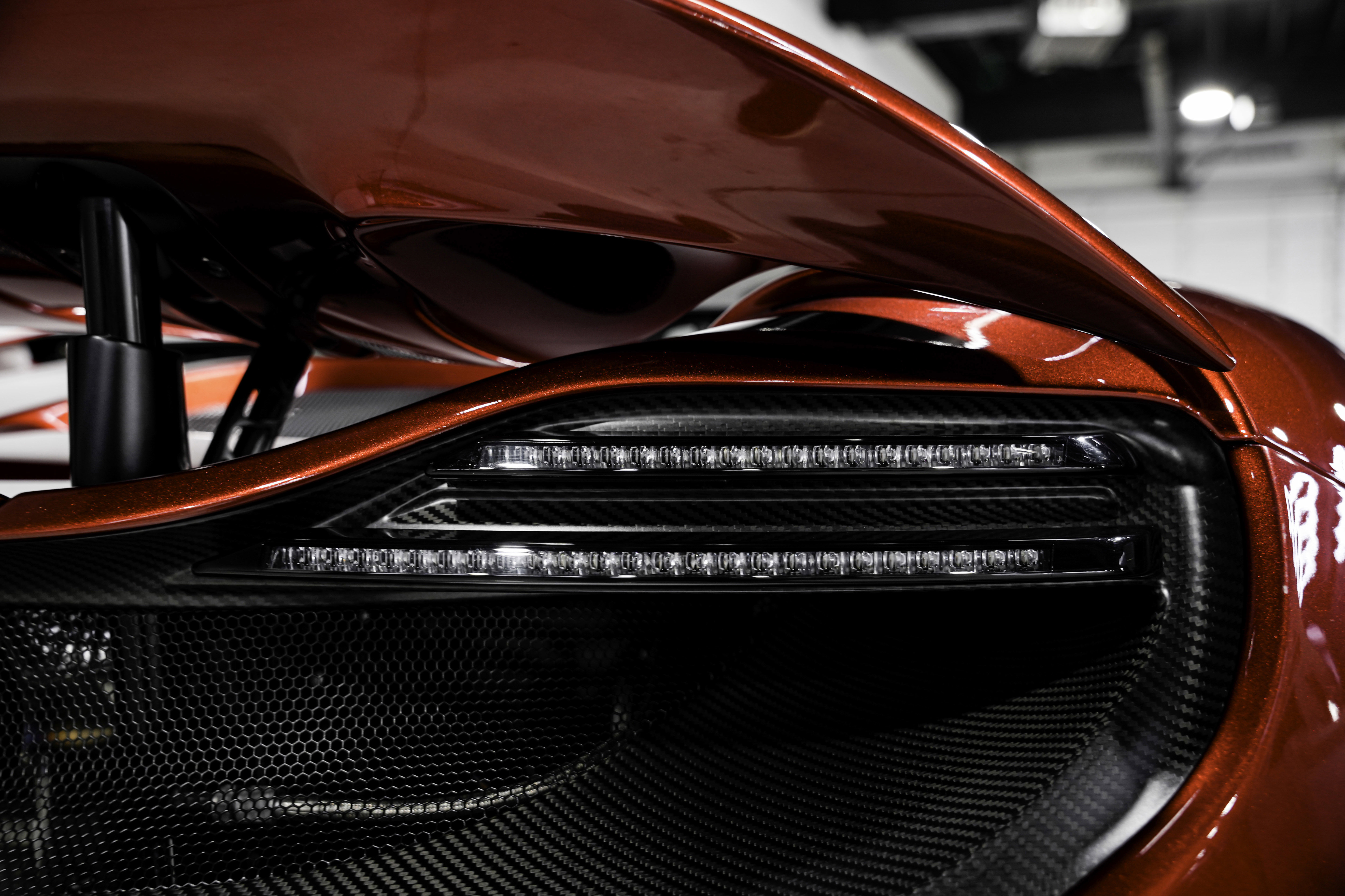 Used 2016 McLaren 675LT Coupe photo 33