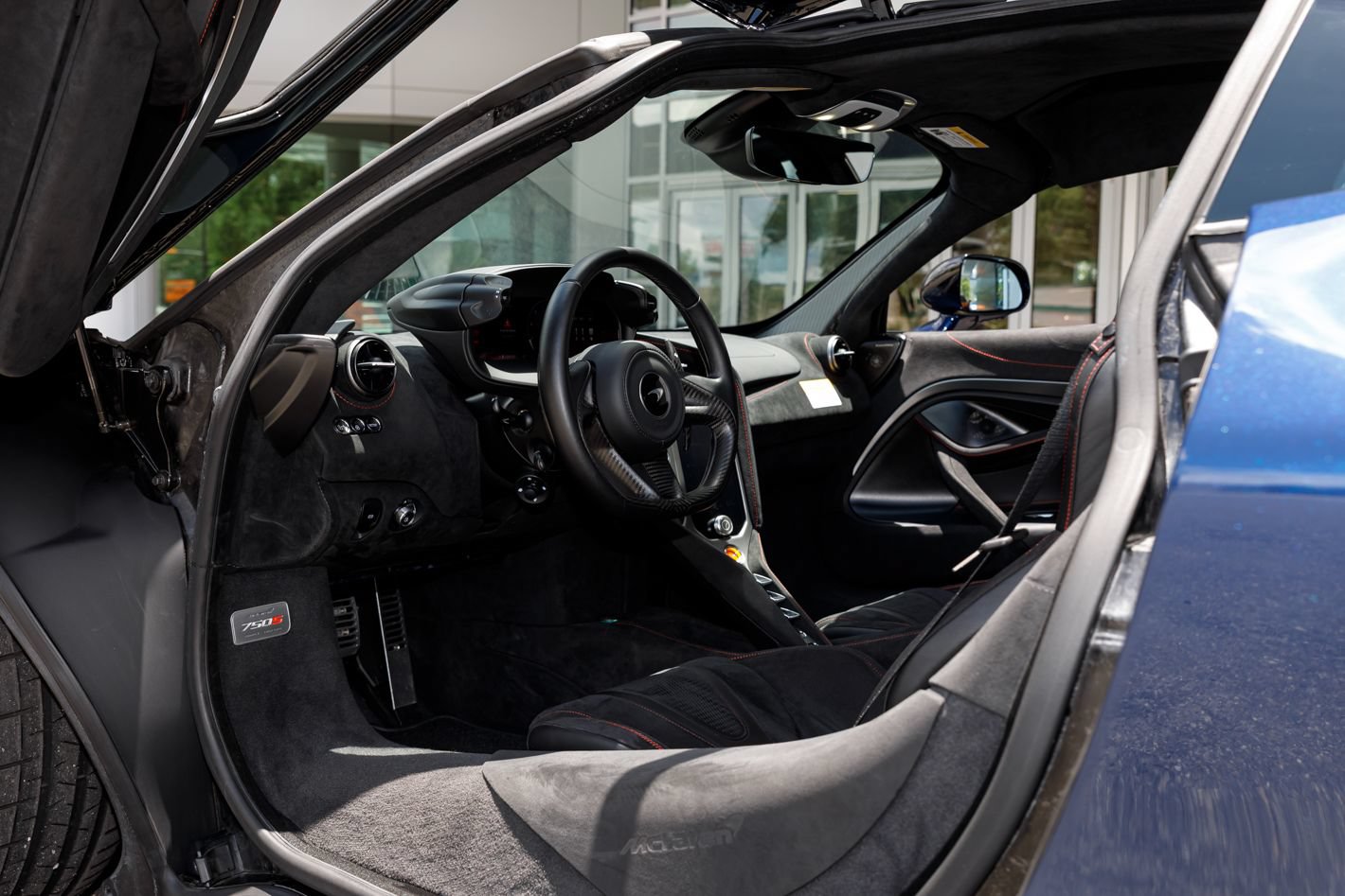 Used 2025 McLaren 750S photo 55