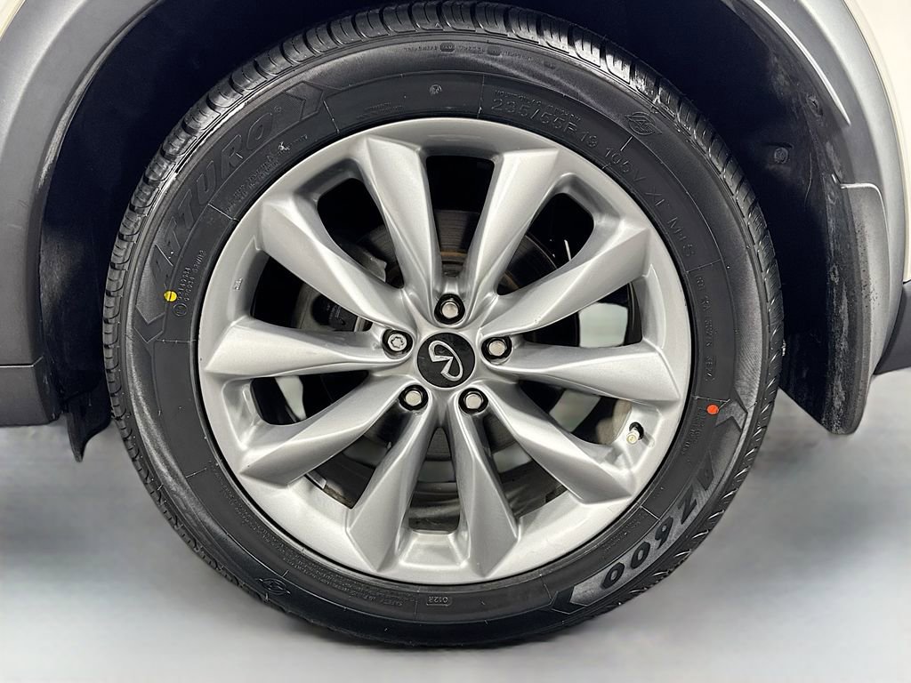 2021 INFINITI Qx50 Essential