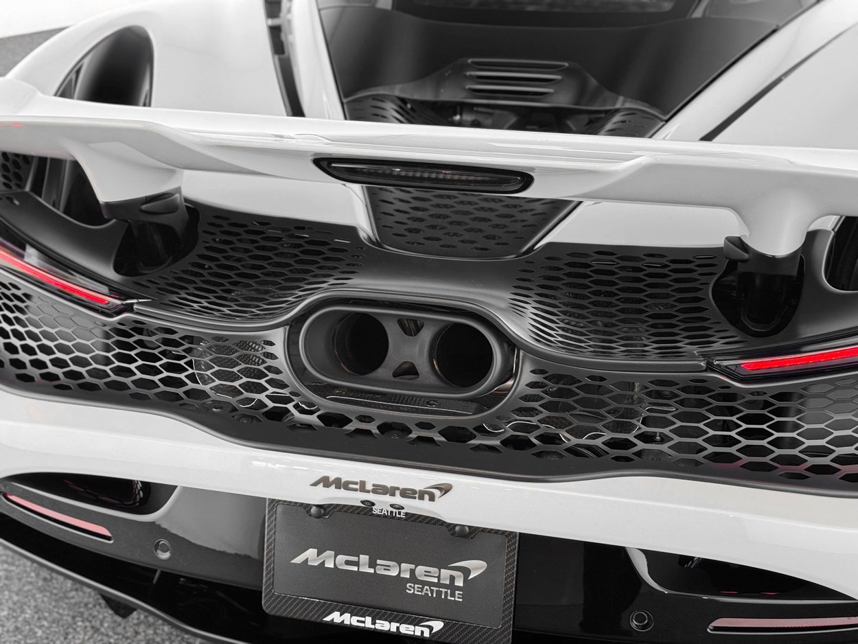 Used 2026 McLaren 750S photo 48