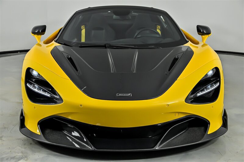 Used 2022 McLaren 720S Luxury photo 9