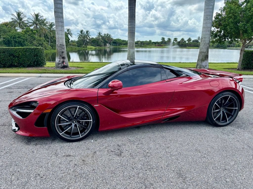 Used 2022 McLaren 720S Luxury 2