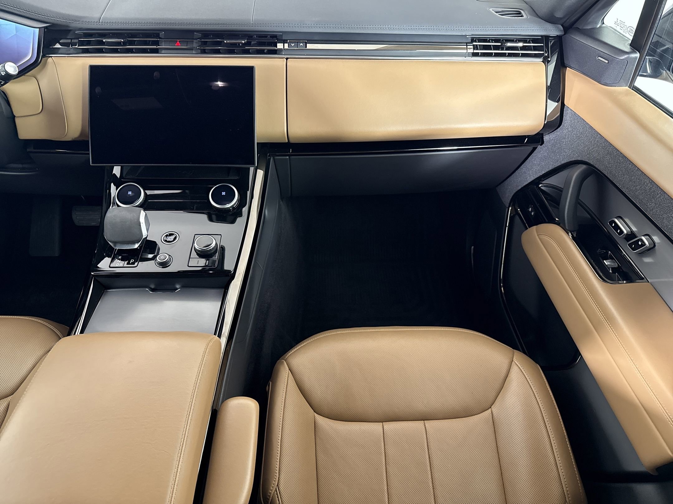 2023 Land Rover Range Rover Sport SE