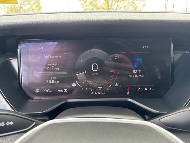 2024 GMC Acadia Elevation