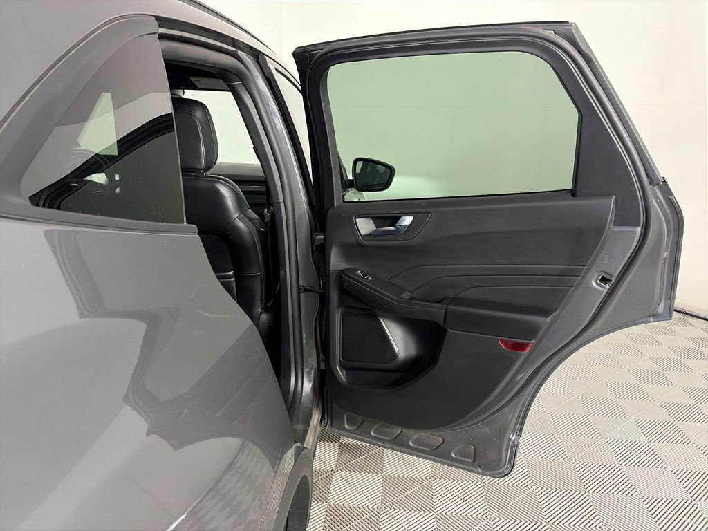 2025 Ford Escape ST-Line Select