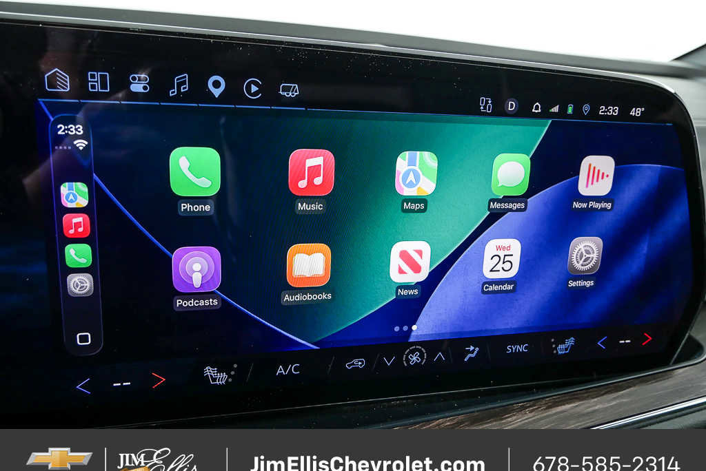 2025 Chevrolet Suburban LT