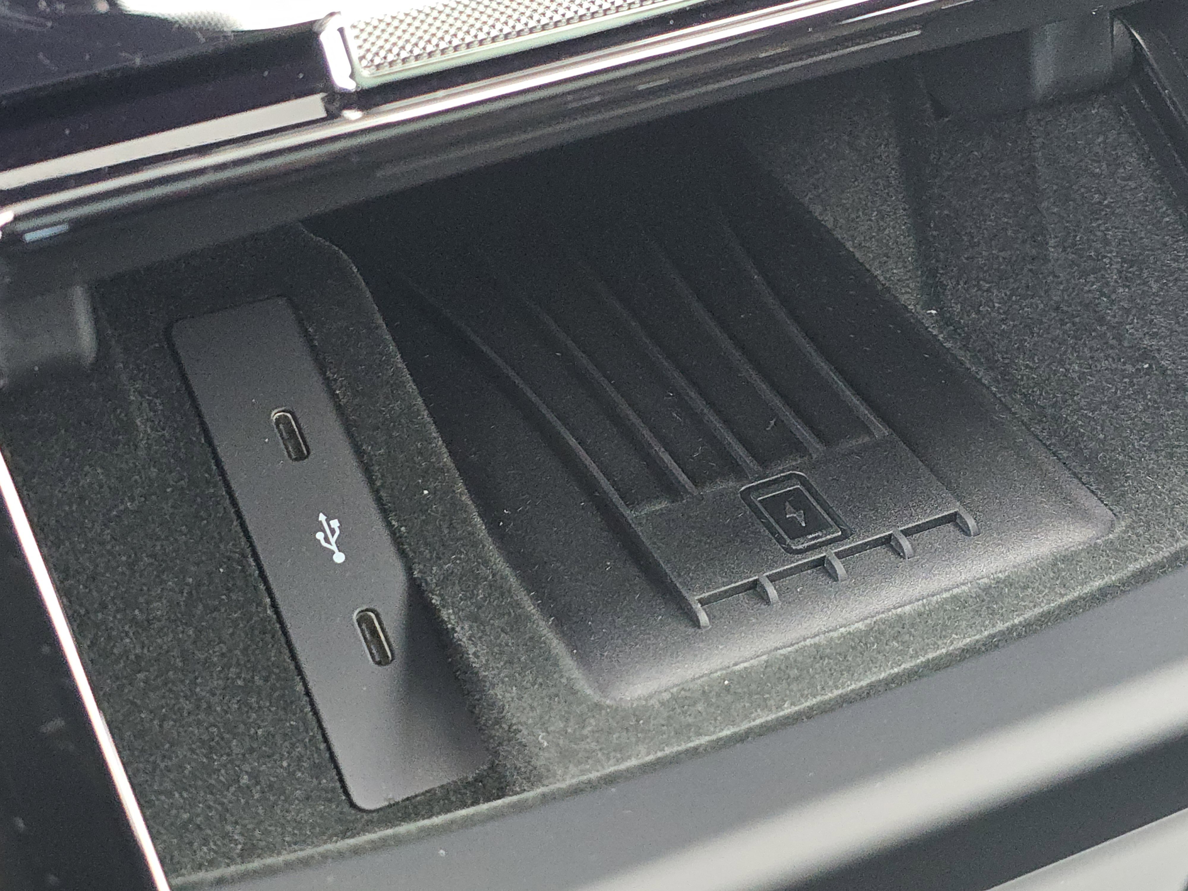 2026 Porsche Panamera 4