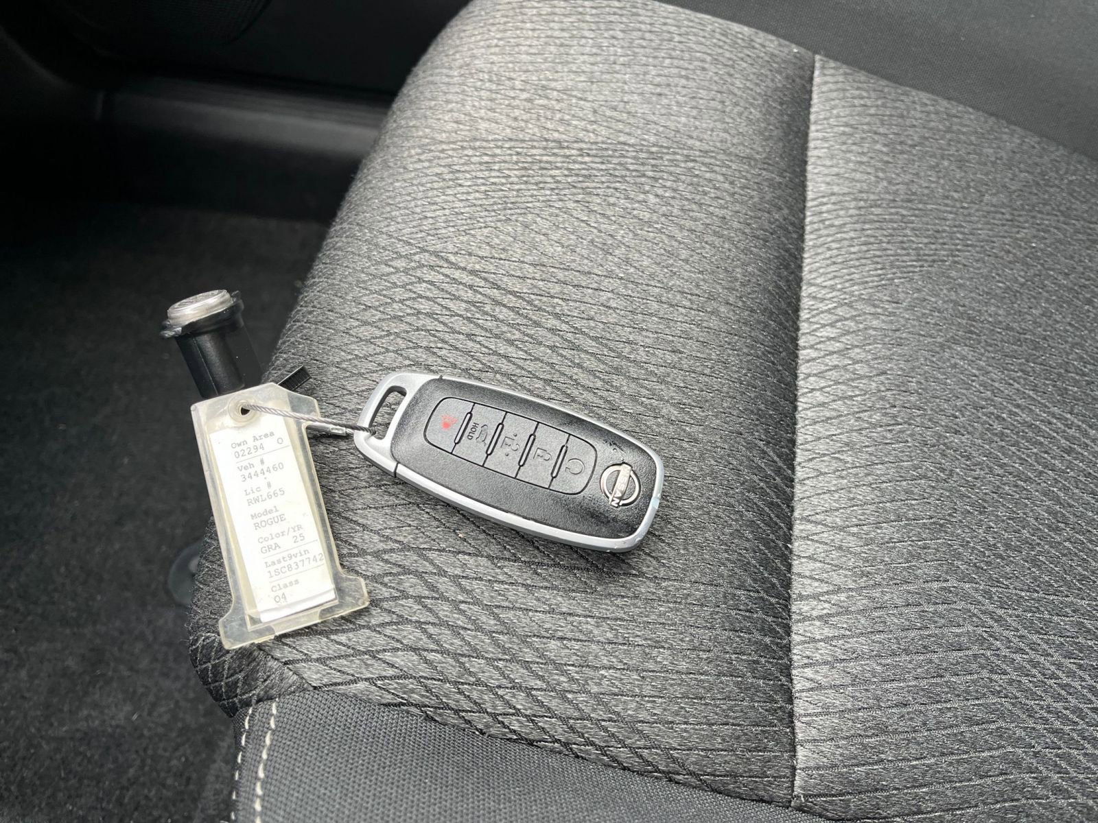 2025 Nissan Rogue SV