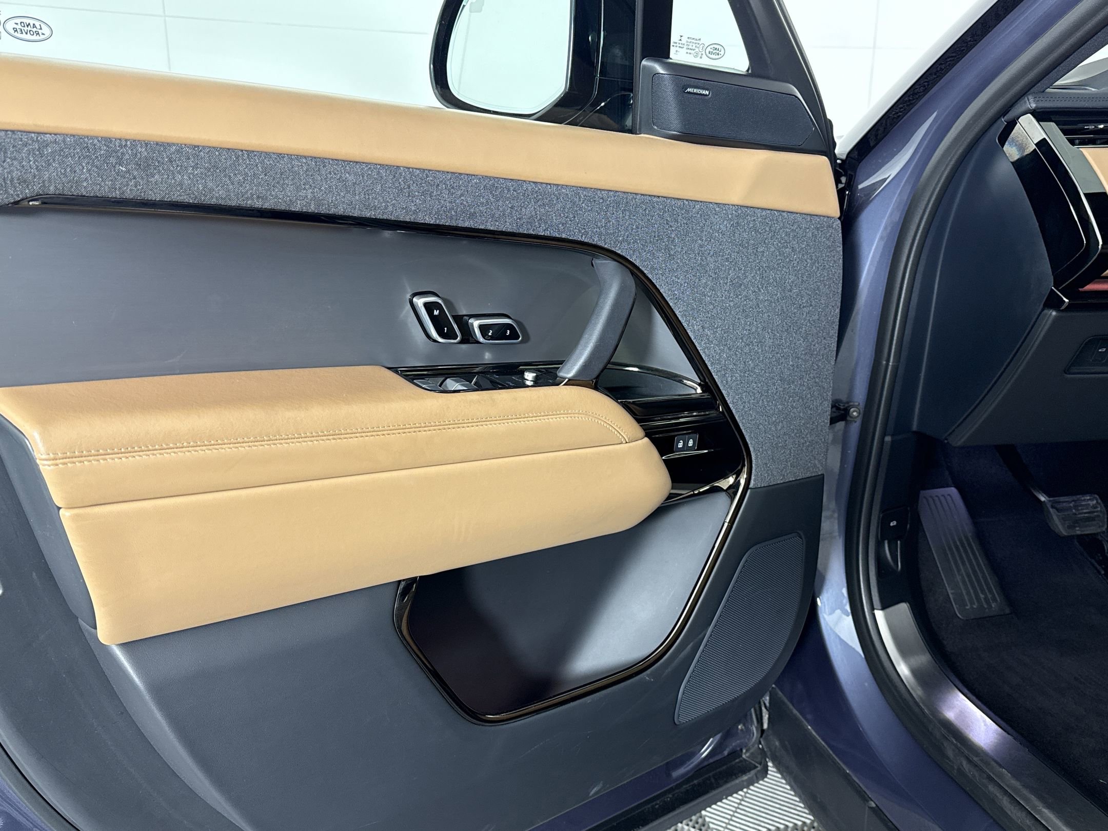 2023 Land Rover Range Rover Sport SE