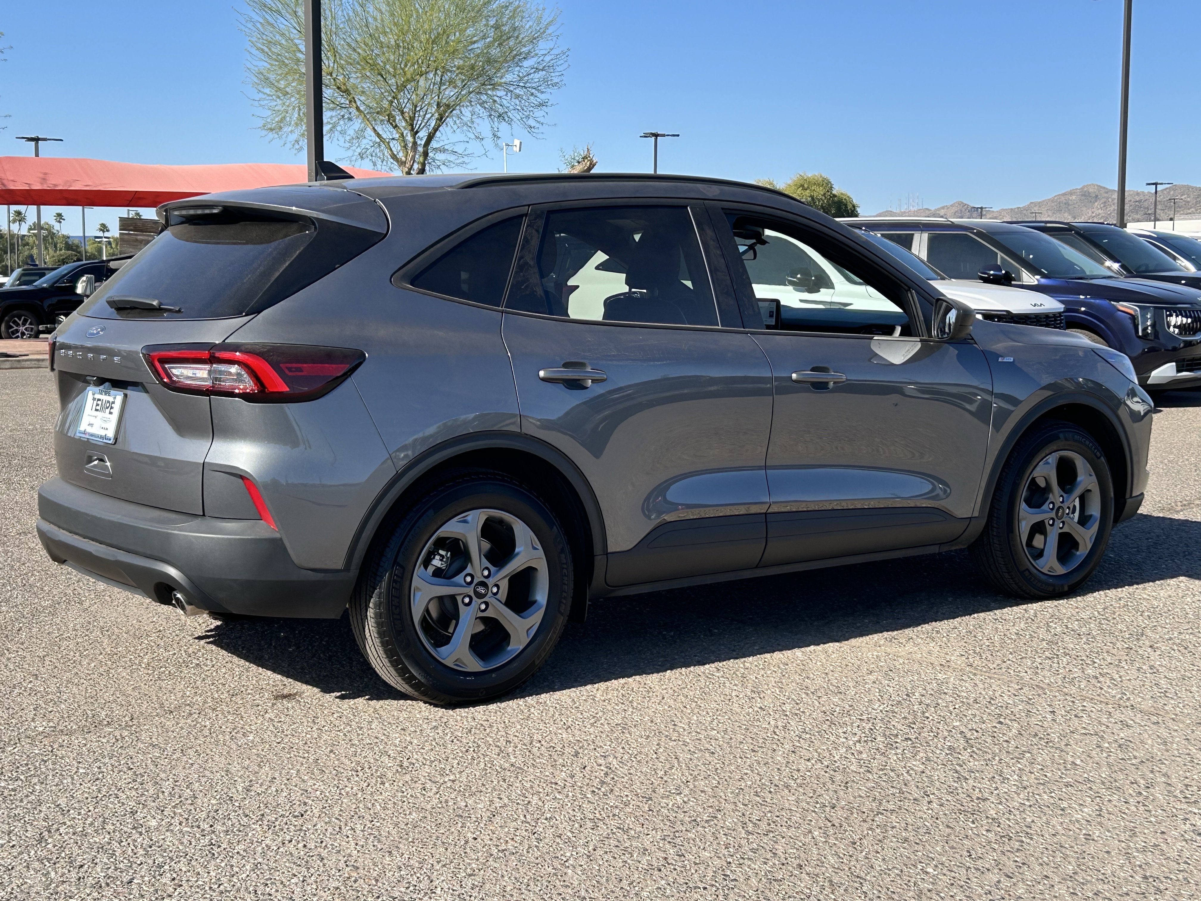 2025 Ford Escape ST-Line