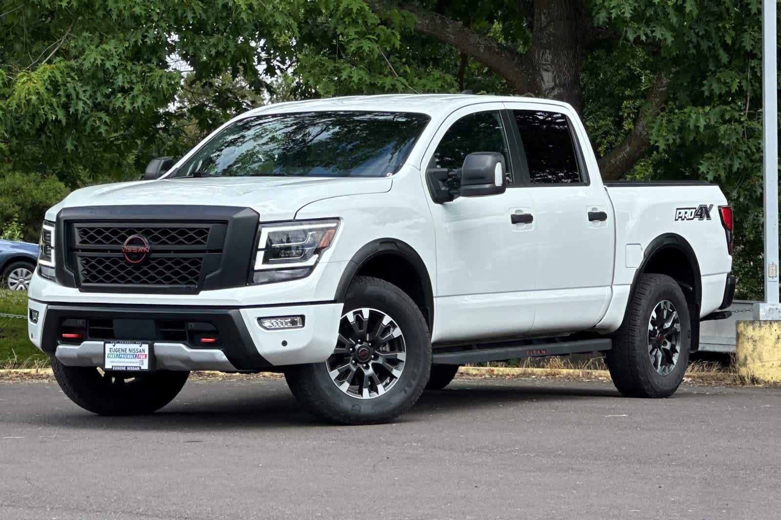 Used 2024 Nissan Titan PRO-4X w/ Pro-4x Convenience Package