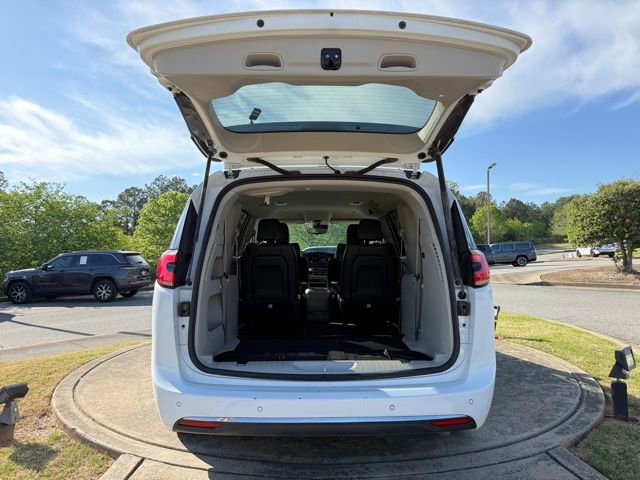 2024 Chrysler Pacifica Touring-L