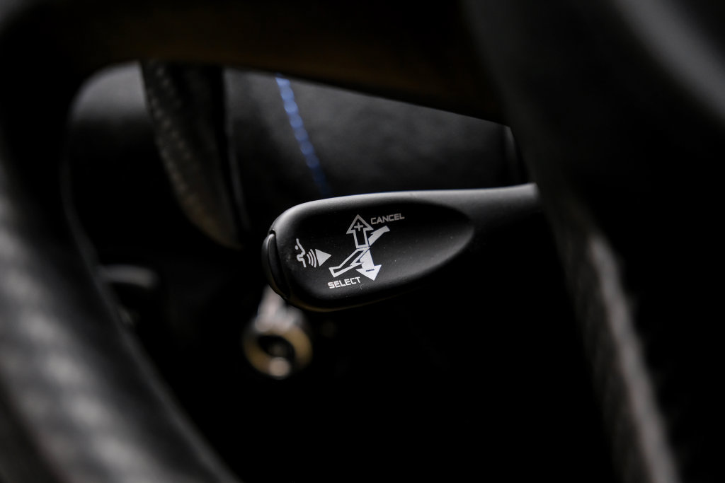 Used 2021 McLaren 765LT photo 18