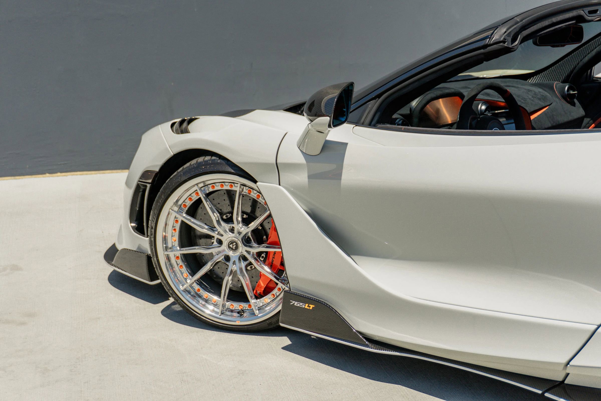 Used 2022 McLaren 765LT photo 56