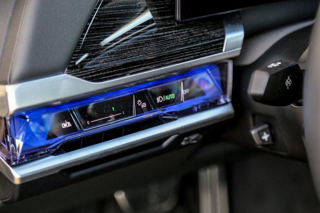 2025 BMW 760i xDrive