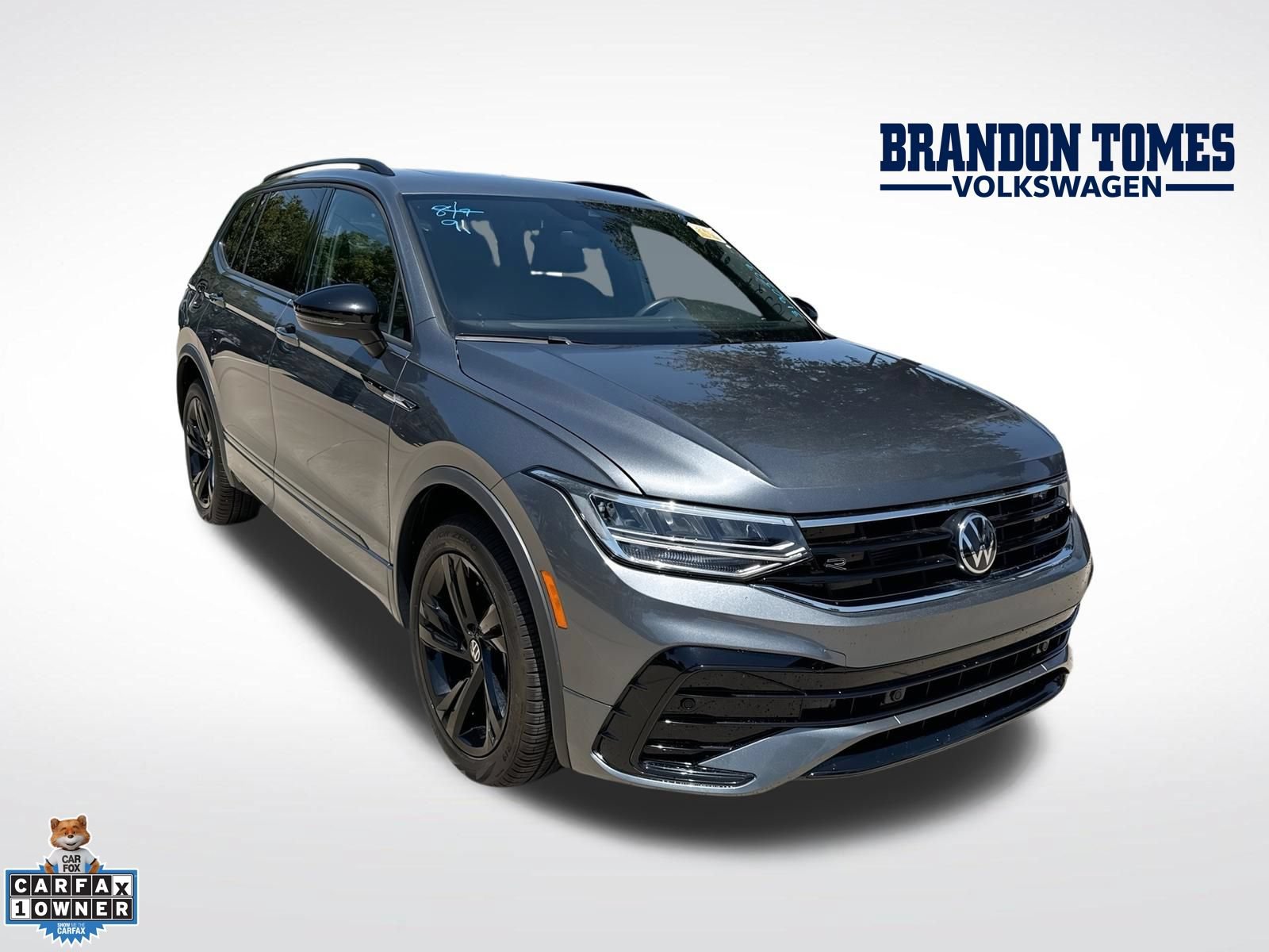 Used 2024 Volkswagen Tiguan SE R-Line