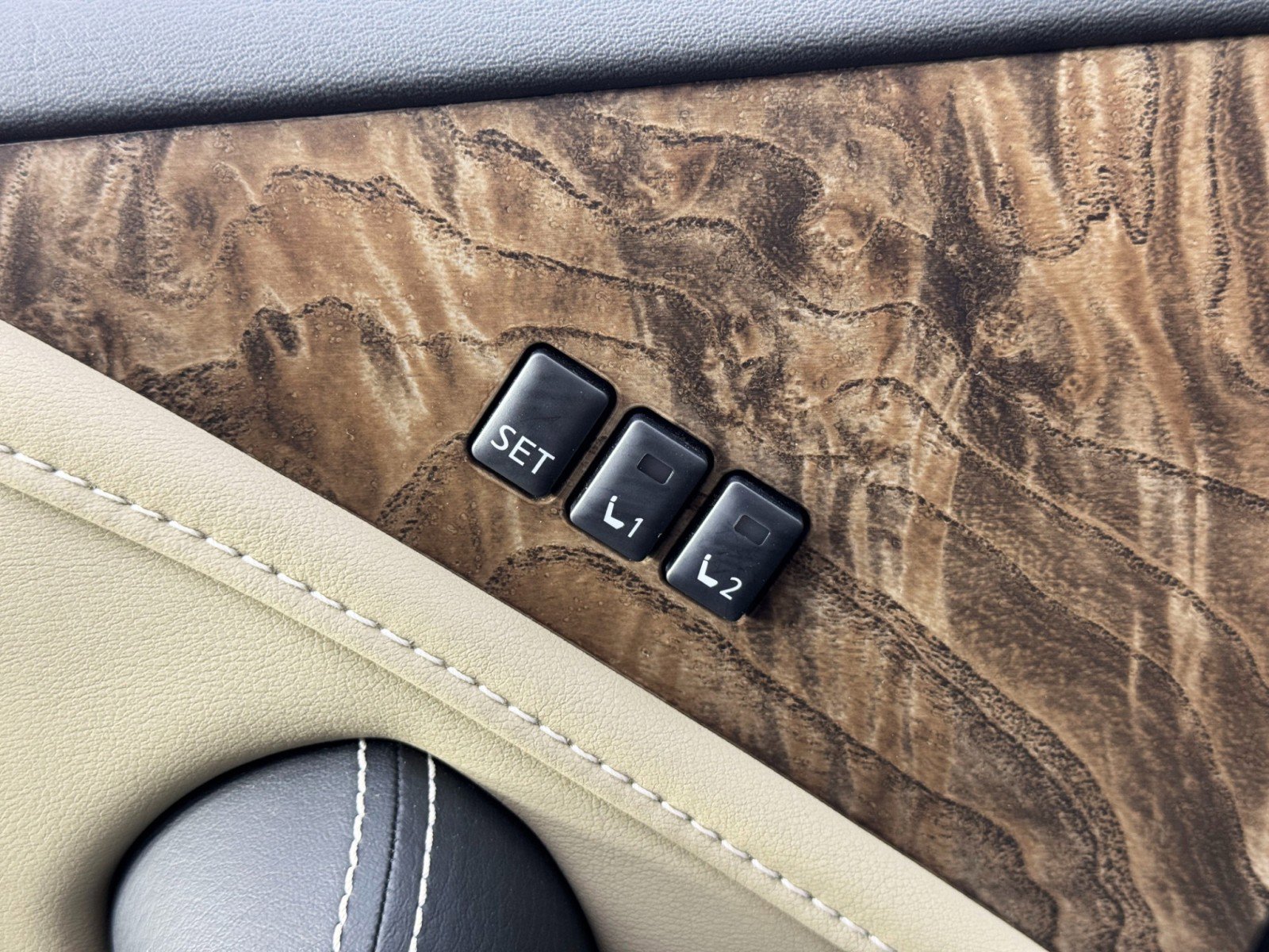 2022 INFINITI Qx80 Premium Select