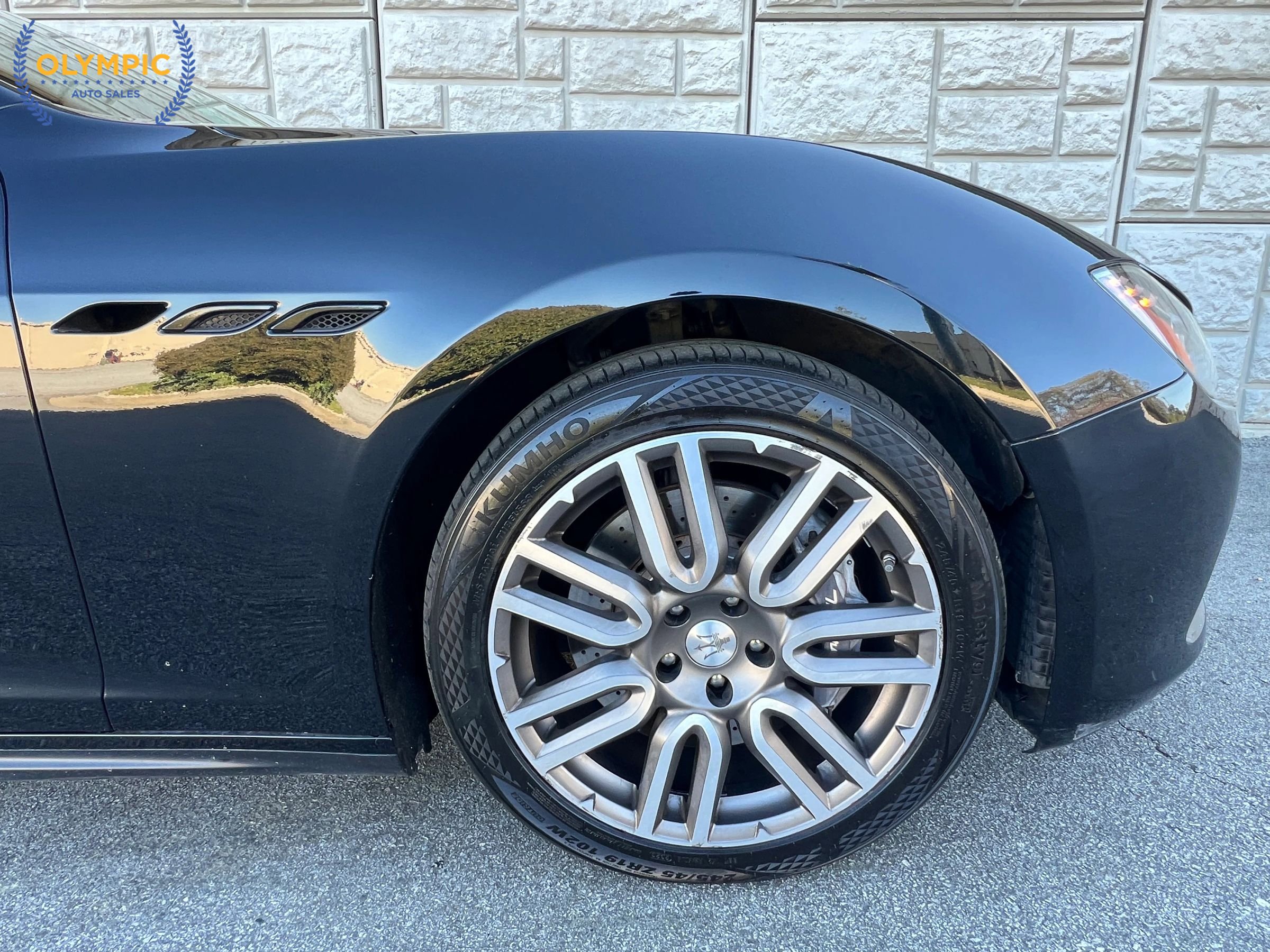 2015 Maserati Ghibli