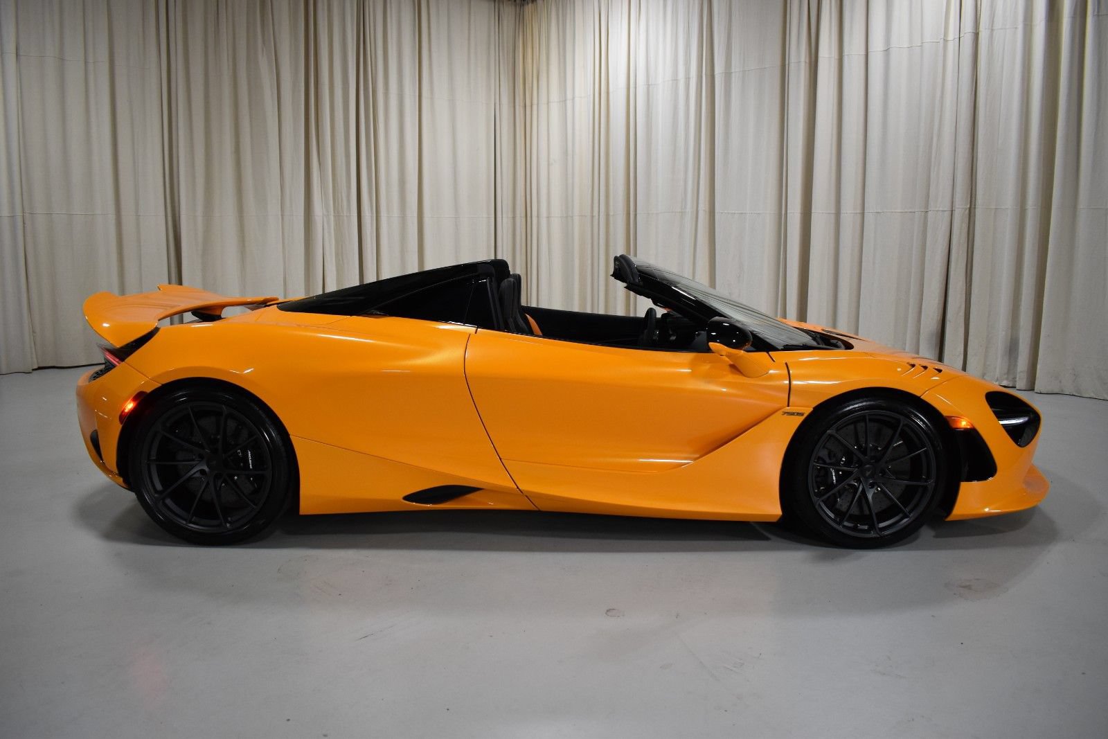 New 2027 McLaren 750S Spider 4
