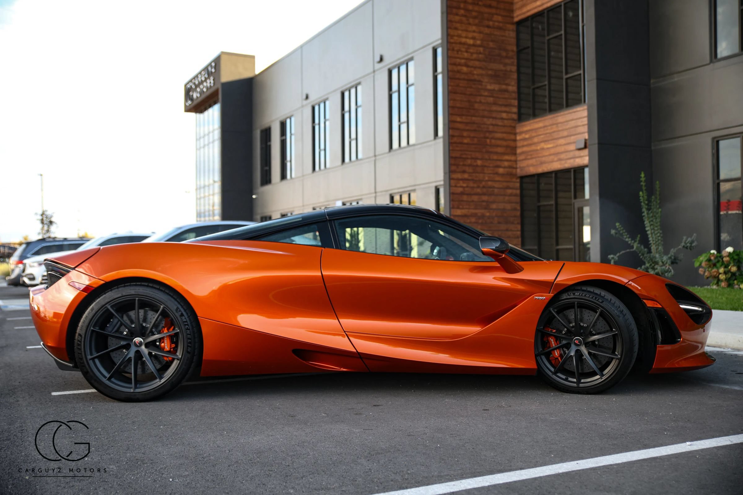 Used 2018 McLaren 720S photo 40
