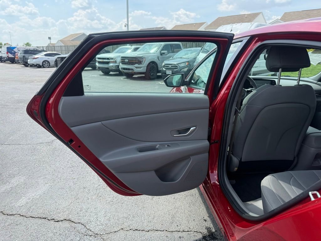 2025 Hyundai Elantra Sport