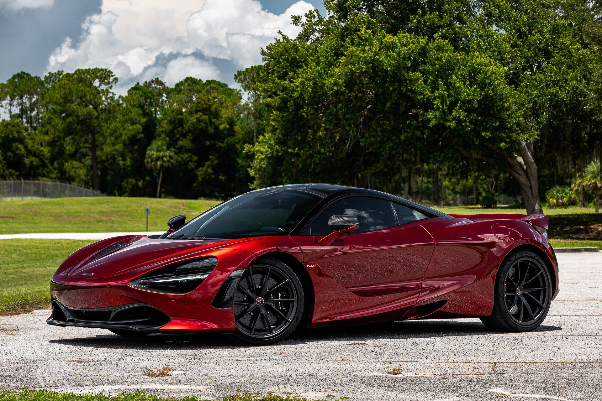 Used 2018 McLaren 720S Luxury photo 5