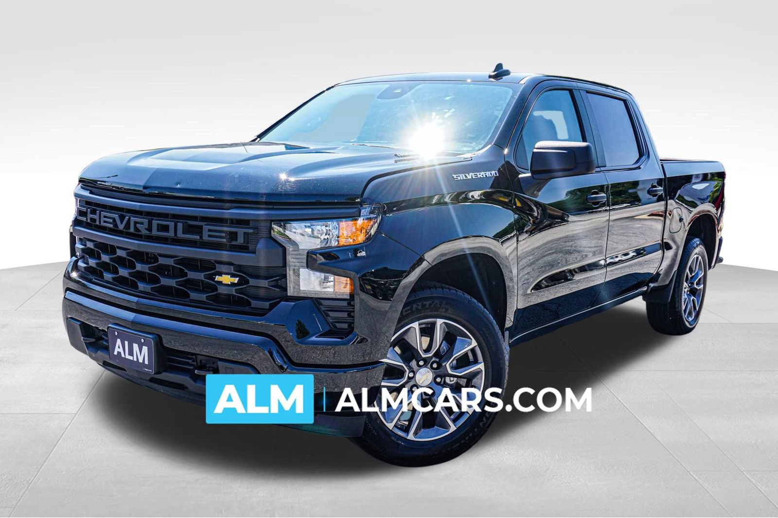 Used 2025 Chevrolet Silverado 1500 Custom