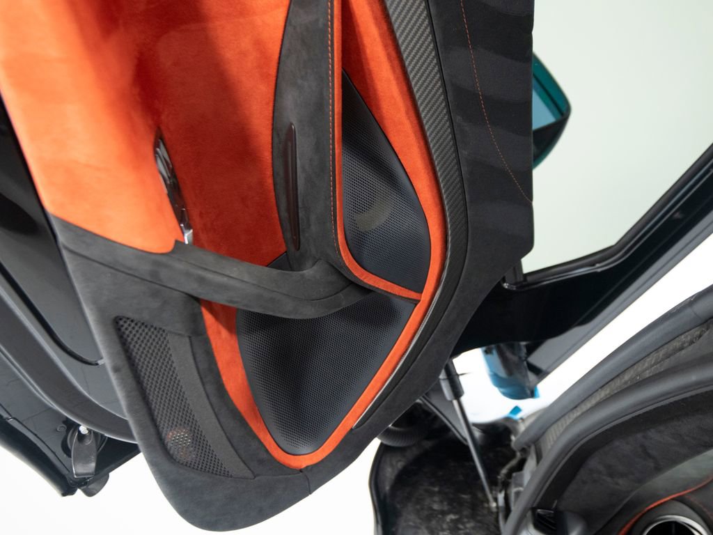 Used 2021 McLaren 765LT photo 13