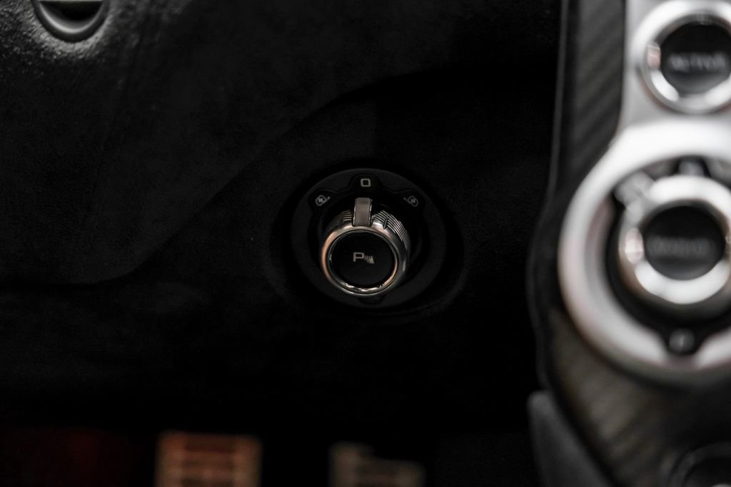 Used 2020 McLaren 720S Performance photo 23