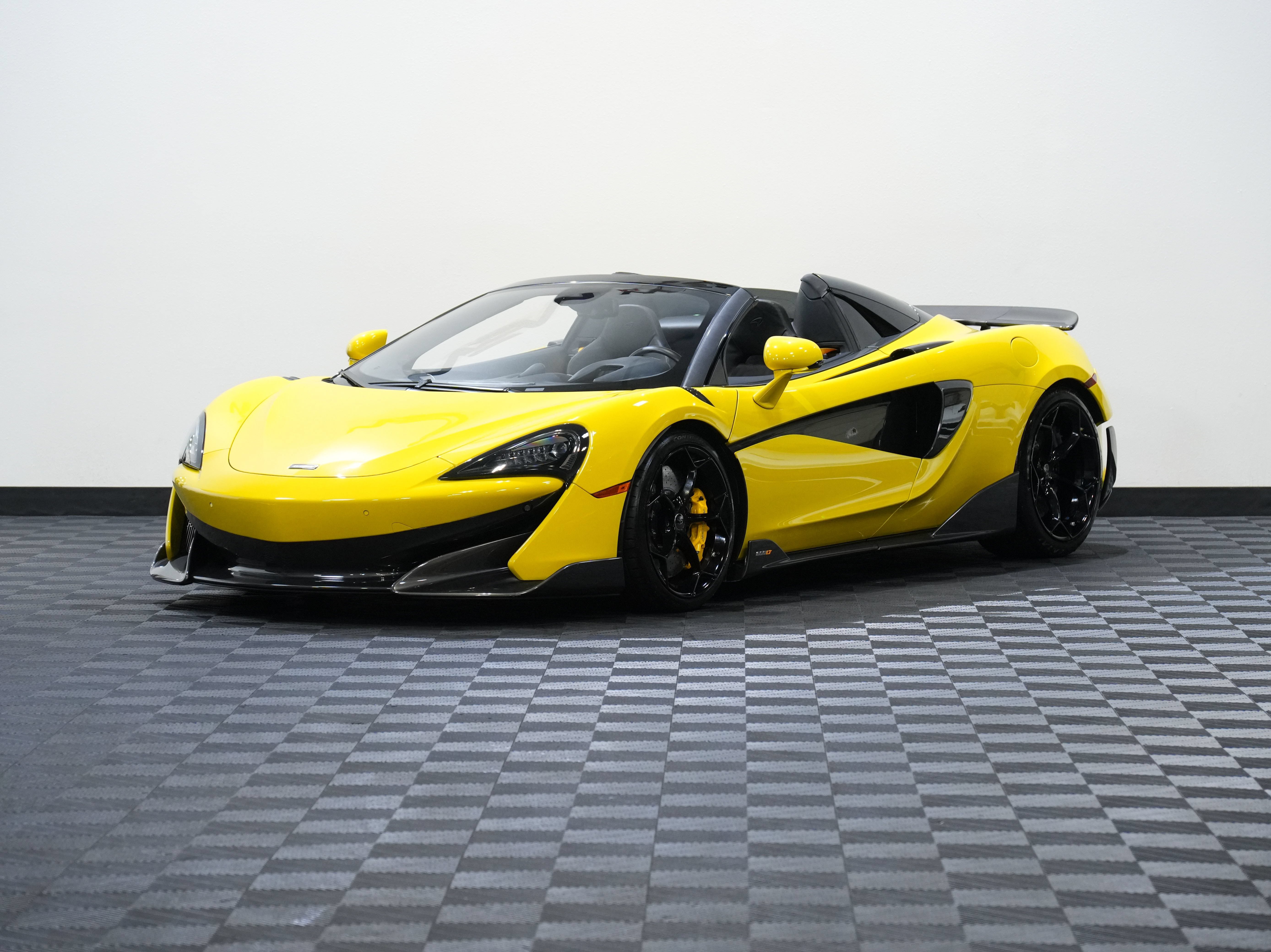 Used 2020 McLaren 600LT Spider photo 3