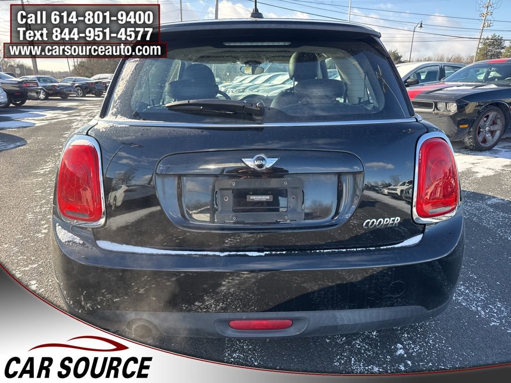 2017 MINI Cooper 2-Door Hardtop