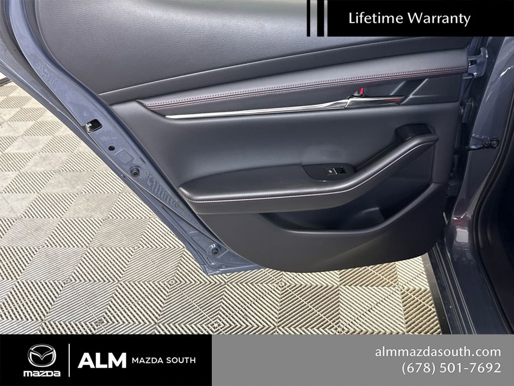 2026 MAZDA Mazda3 Carbon