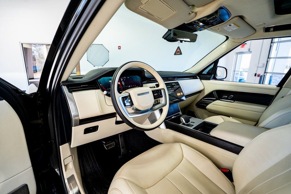 2024 Land Rover Range Rover Autobiography