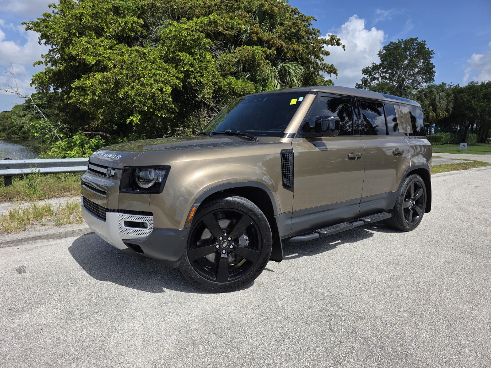 Certified 2024 Land Rover Defender 110 SE