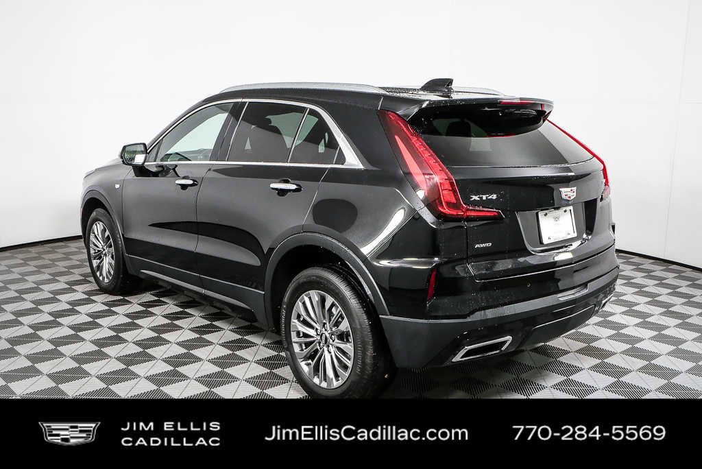 2024 Cadillac XT4 Premium Luxury