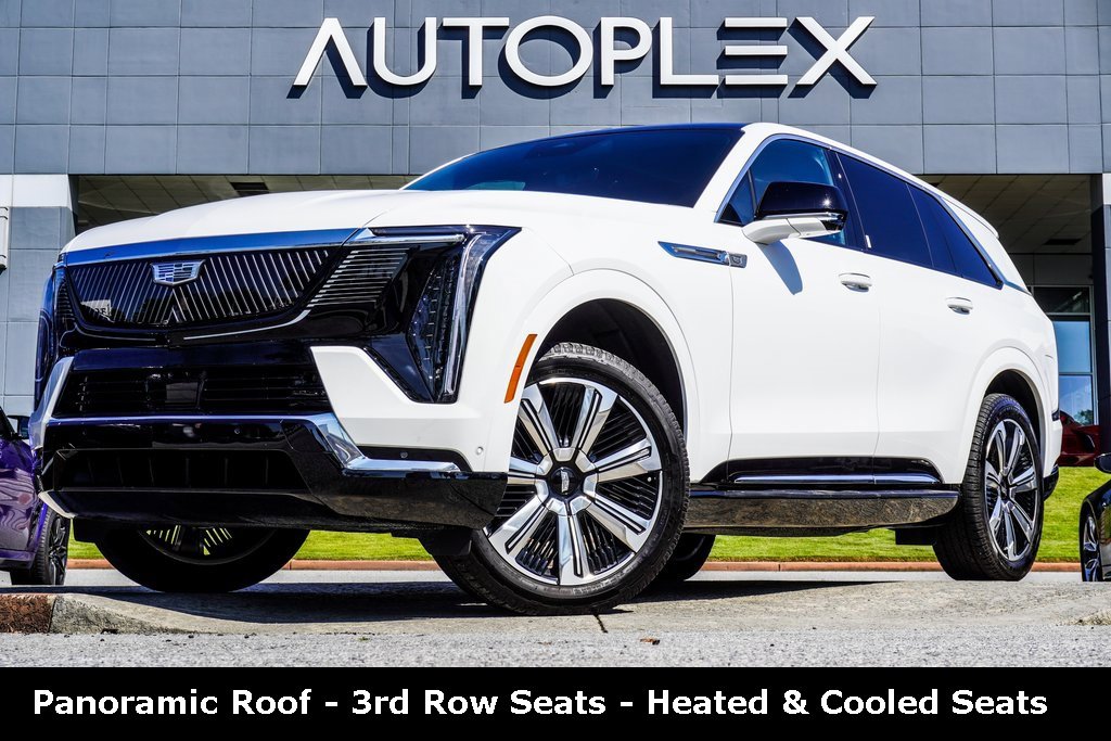 2025 Cadillac Escalade IQ Luxury 2