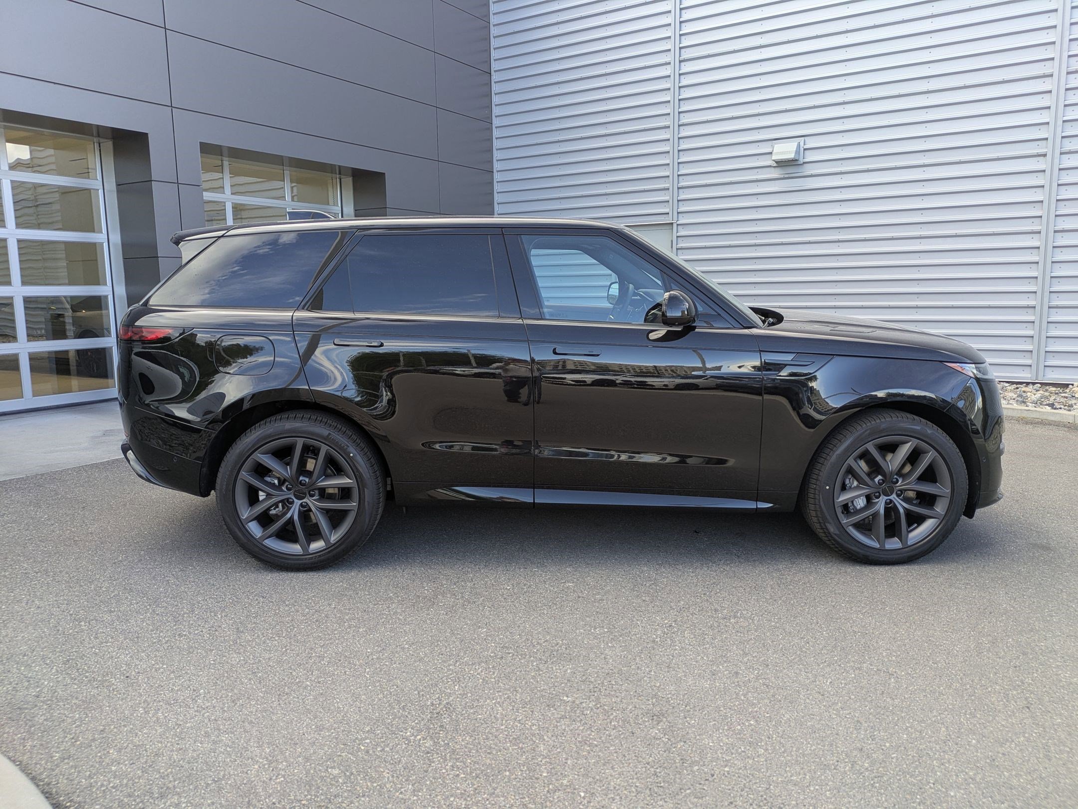 2026 Land Rover Range Rover Sport Dynamic SE