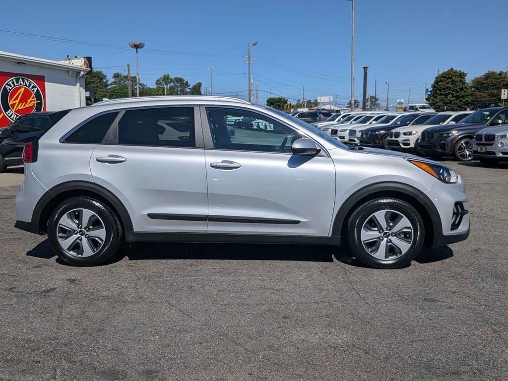 2021 Kia Niro LX