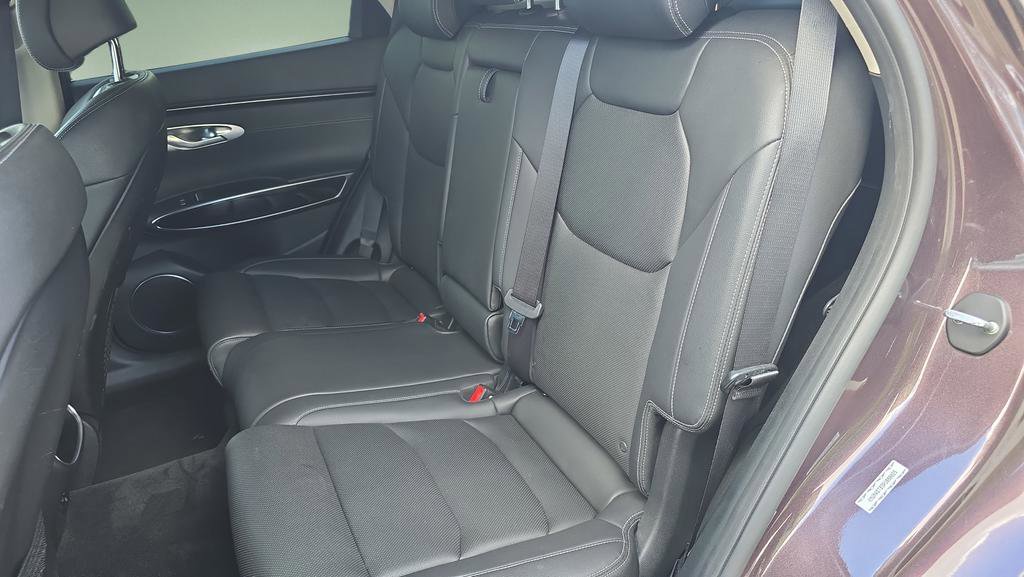 2023 Genesis Gv70 2.5T