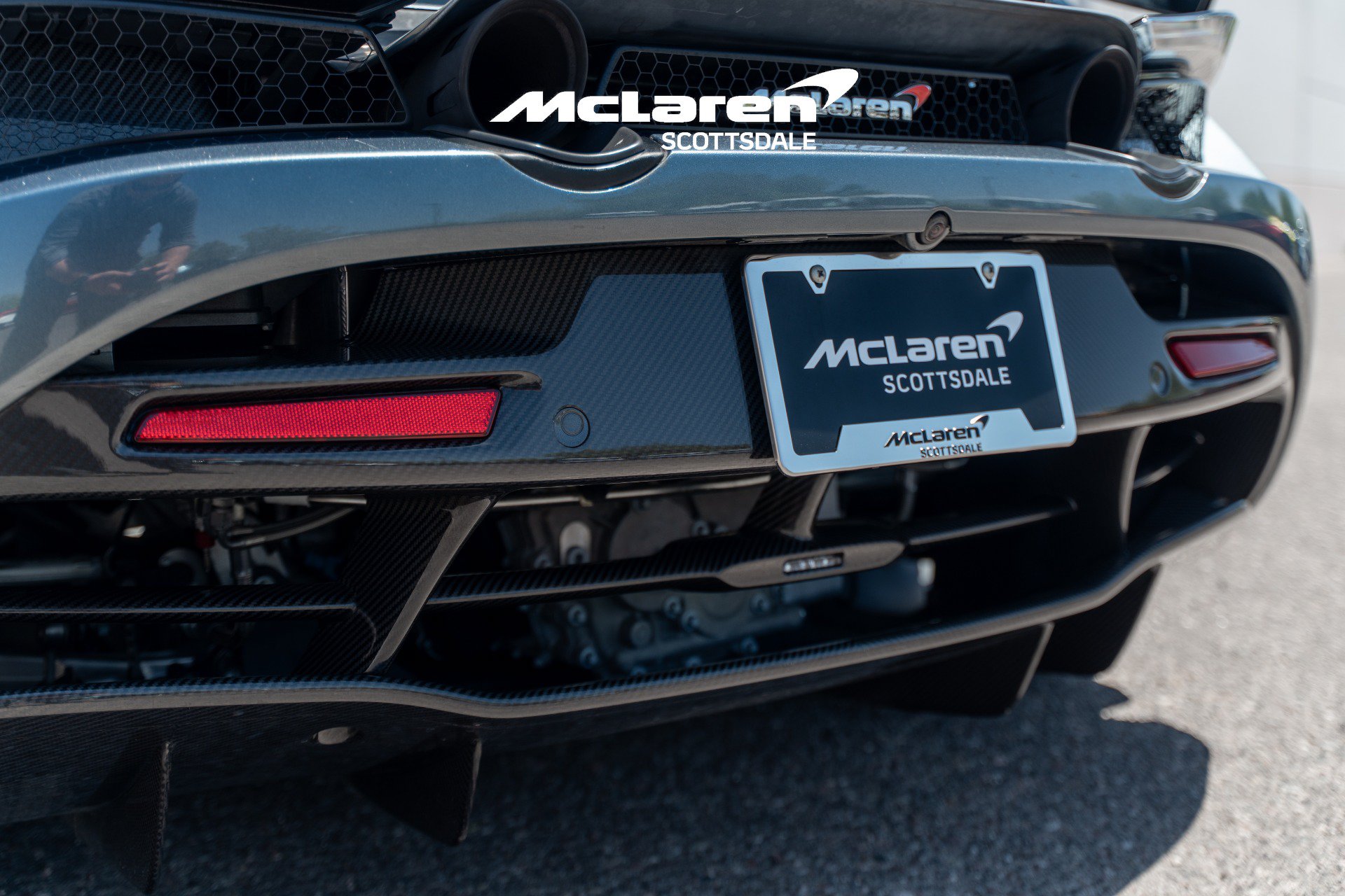 Used 2018 McLaren 720S Performance photo 33