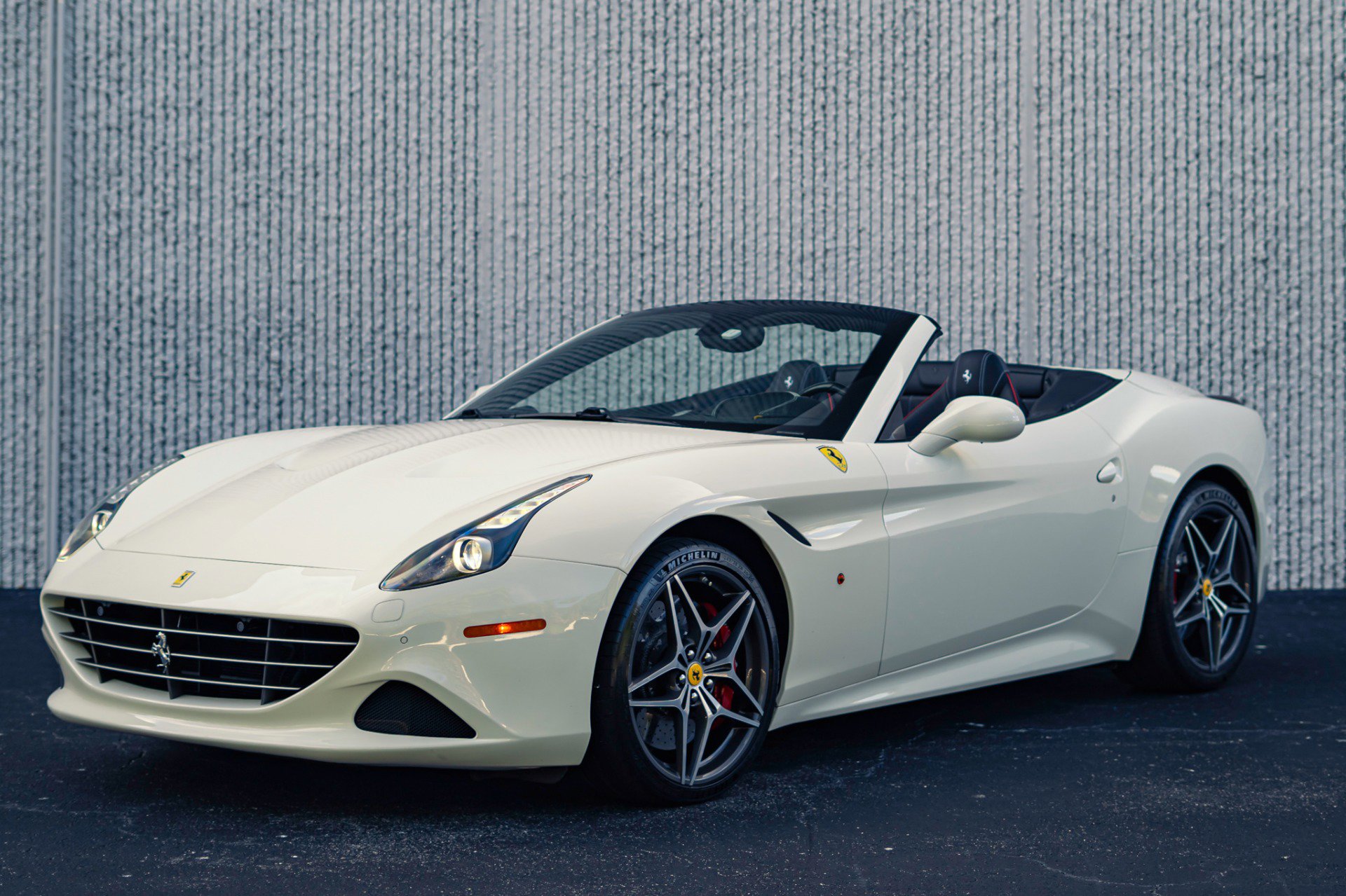 Used 2017 Ferrari California T