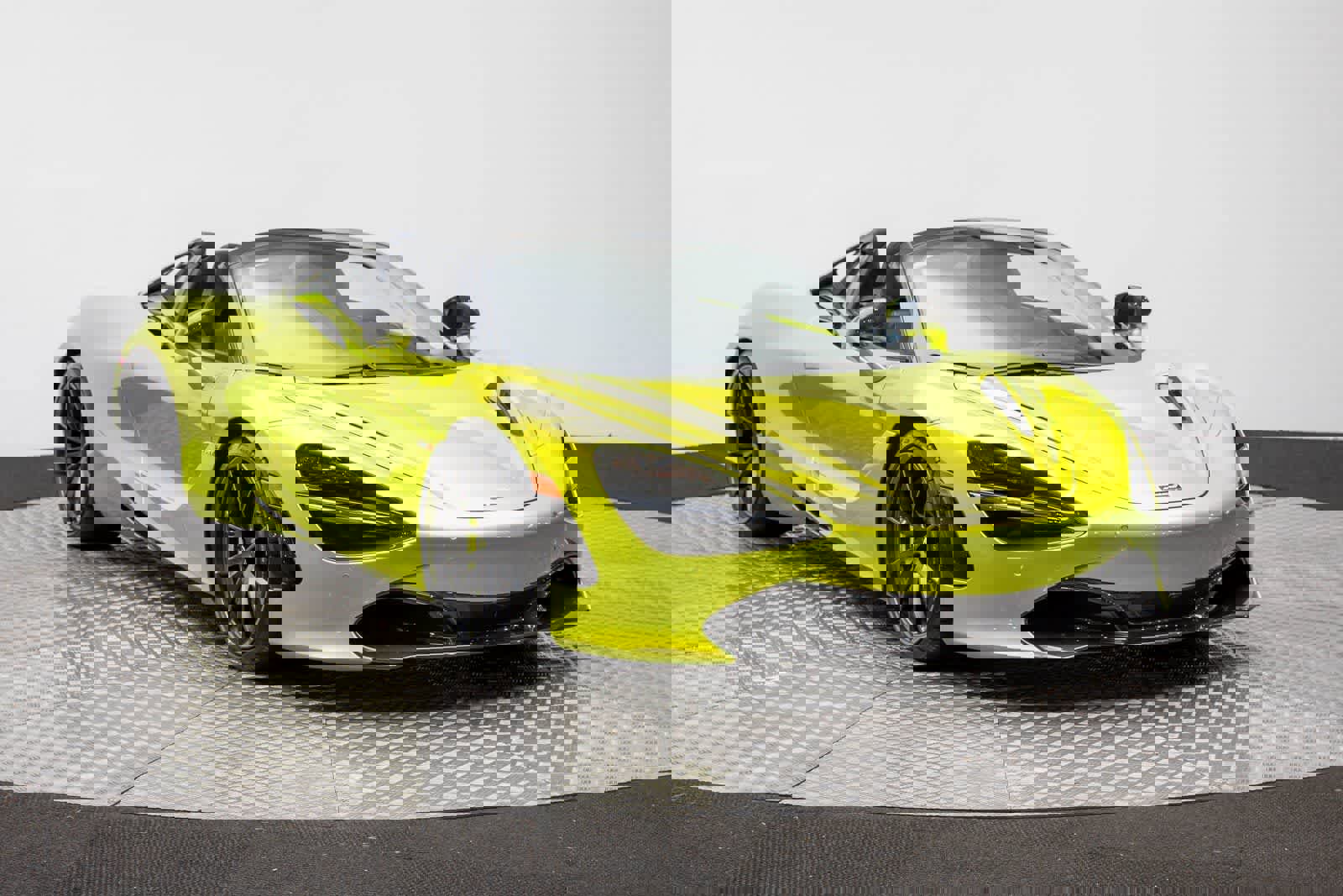 Used 2023 McLaren 720S Performance photo 52