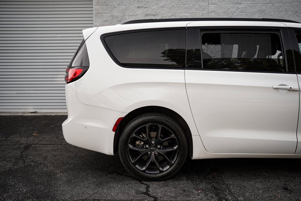 2022 Chrysler Pacifica Touring-L