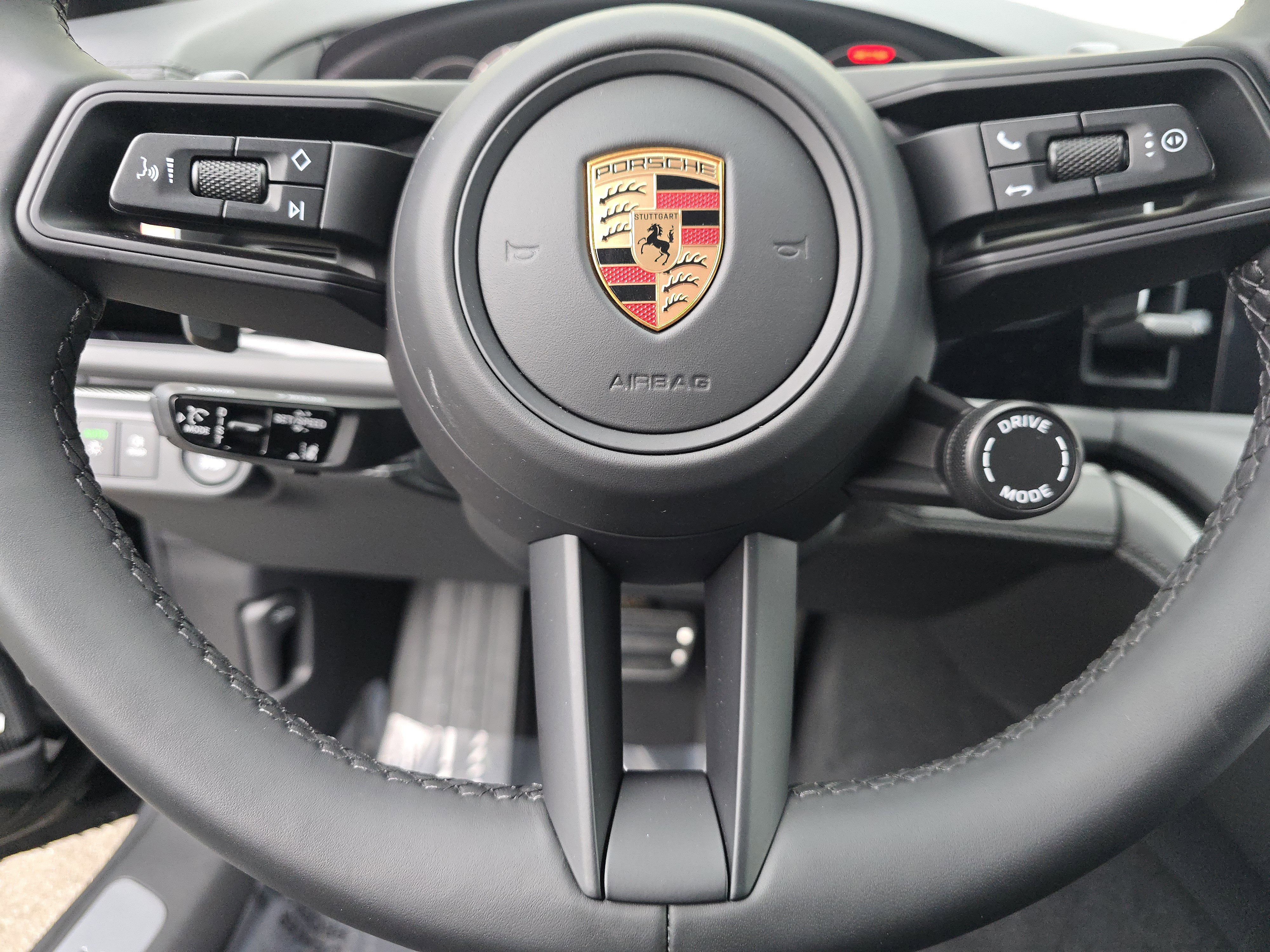 2026 Porsche Panamera 4