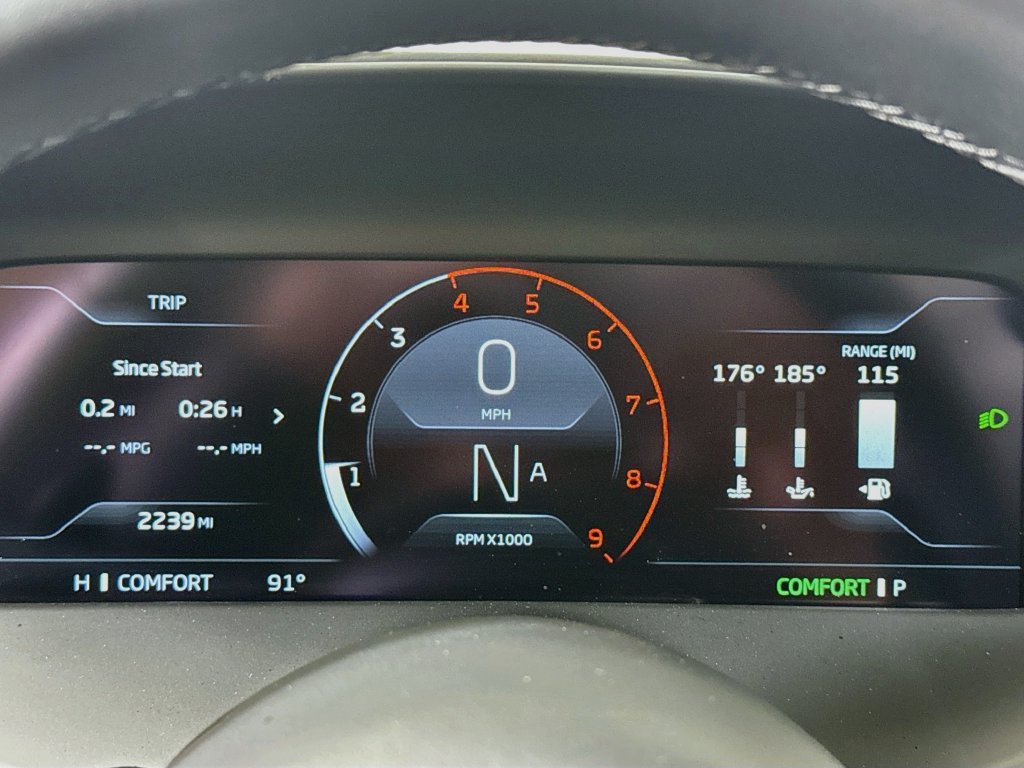 Used 2025 McLaren 750S photo 11